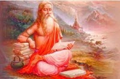 क्यों मनाई जाती है गुरु पूर्णिमा जानें इसकी पूजन विधि और महत्व के बारे में... ..