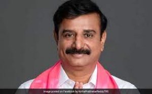 तेलंगाना में चुनाव प्रचार के दौरान BRS के सांसद प्रभाकर रेड्डी पर चाकू से हमला, हमलावर गिरफ्तार