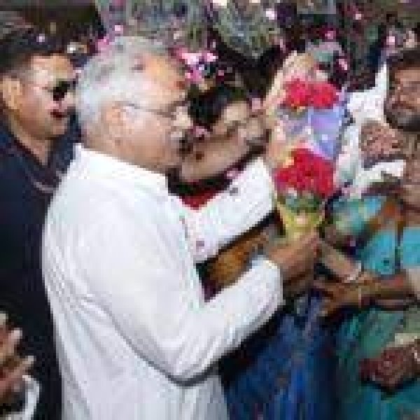 पेंशन बहाली के फैसले से कर्मचारियों के जीवन में आएगा बड़ा बदलाव: मुख्यमंत्री भूपेश बघेल