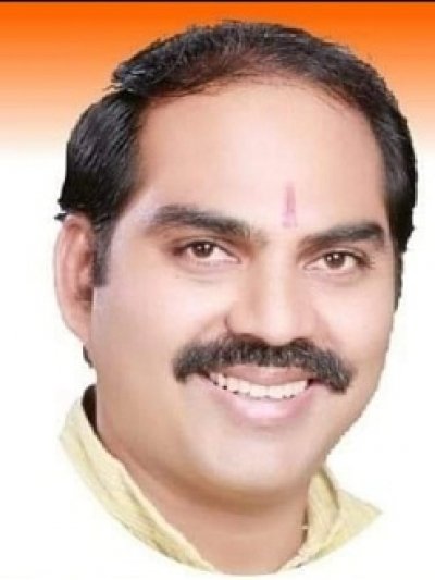 हर एक व्यक्ति को कोरोना टीका लगाना है जरूरी - डॉ. चौलेश्वर चंद्राकर
