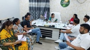 सुविधाएं उपलब्ध नहीं कराने पर शौचालय ठेकेदार को हटाए - महापौर