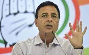 'PM मोदी ने देश के साथ विश्वासघात किया', पेगासस डील में NYT की रिपोर्ट पर कांग्रेस का हमला