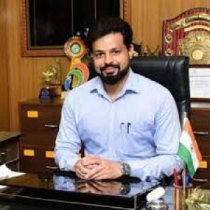 मामला रिश्वत का ,कलेक्टर दुर्ग ने लिया संज्ञान /पटवारी सुश्री इन्द्रा मनोचा निलंबित