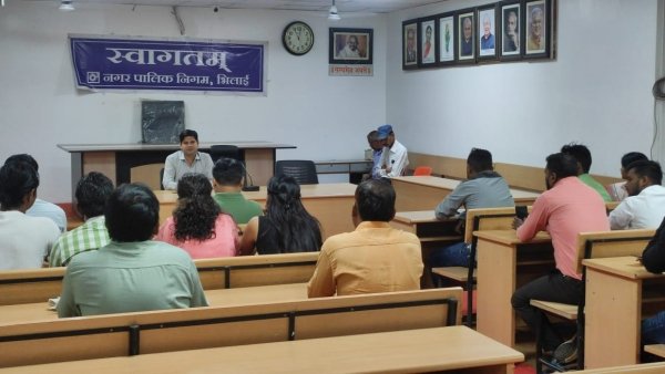 बेरोजगारी भत्ता के लिए पात्र लोगों को अधिक से अधिक लाभ दिलाने निगम सभागार में हुई कार्यशाला