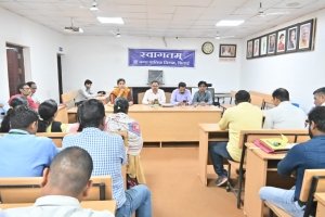 मौसमी एवं जल जनित बीमारियों के रोकथाम और नियंत्रण के लिए सभागार में स्वास्थ्य विभाग के कर्मचारियों को मिला प्रशिक्षण, एक्सपर्ट ने बचाव के तरीके भी बताए, फील्ड में जाकर करेंगे जागरूक