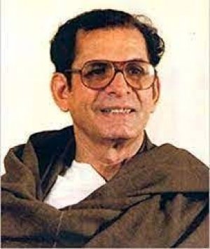 मुख्यमंत्री ने पंडित श्यामाचरण शुक्ल की जयंती पर उन्हें किया याद