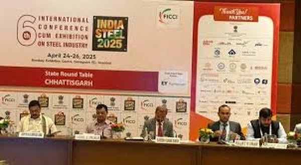 छत्तीसगढ़ में निवेश के असीम अवसर वाणिज्य मंत्री ने मुंबई में उद्योगपतियों से किया संवाद