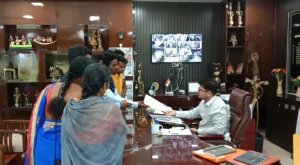 यादव समाज ने मांस मंदिर बंद को लेकर सौपा मुख्यमंत्री के नाम ज्ञापन