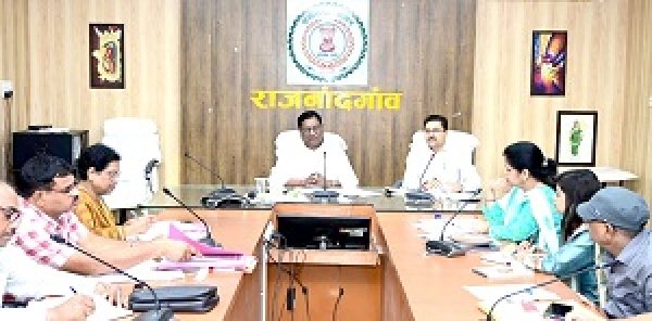 शिक्षा : बच्चों की शिक्षा की गुणवत्ता पर विशेष ध्यान देते हुए कार्य करने की आवश्यकता : कलेक्टर