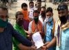 ज्ञापन सौपते भाजपाई