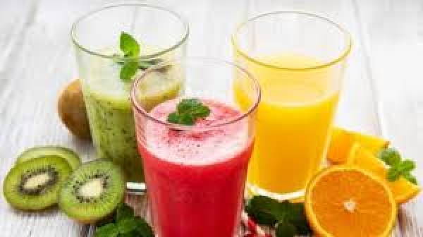 ग्लोइंग स्किन पाने के लिए रोजाना सुबह पिएं ये नेचुरल ड्रिंक्स