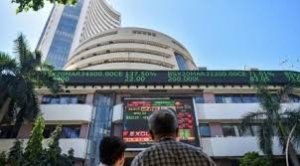 भारत में 38 प्रतिशत से अधिक इक्विटी म्यूचुअल फंड ने मार्च में अपने बेंचमार्क से बेहतर प्रदर्शन किया