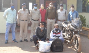 उतई थाना ने किया पांच किलो गांजा सहित दो को गिरफ्तार