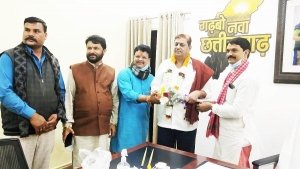 कवर्धा : भोरमदेव मंदिर के पुजारियों ने किया मंत्री अकबर का सम्मान