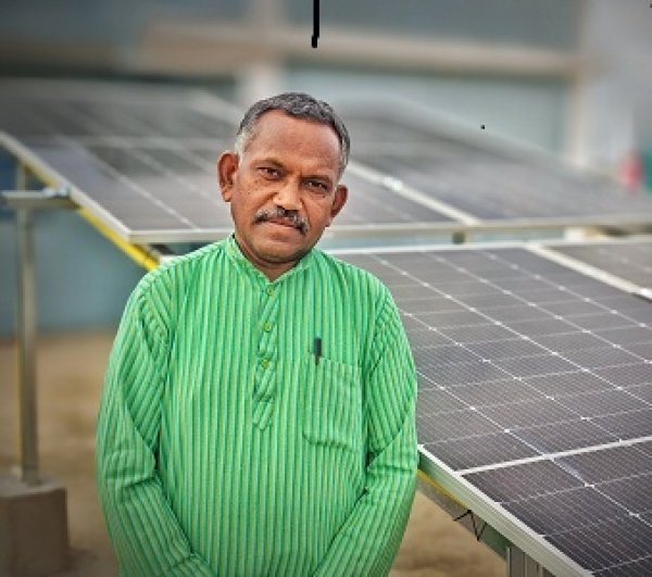 प्रधानमंत्री सूर्य घर मुफ्त बिजली योजना से बालोद जिले के अनेक घरों को मिल रहा है किफायती दर पर बेहतर रोशनी