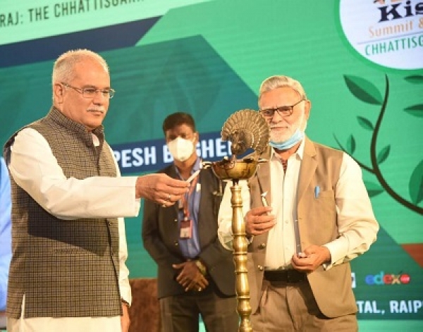 परिस्थितियाँ चाहें जैसी भी हों किसानों को खुशहाल बनाने के फैसले पर अडिग रहेंगे: