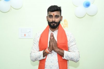 भाजपा युवा मोर्चा ने कमलेश डड़सेना को सौंपी बलोदा मंडल प्रभारी की जिम्मेदारी