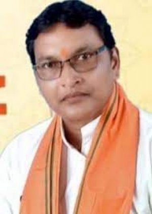 केंद्र सरकार की योजना को विफल करके प्रदेश सरकार जन औषधि केंद्रों के स्थान पर धन्वंतरी दवा योजना का ढोंग रच रही : सतीश लाटिया