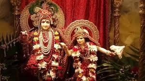 घर के मंदिर में मूर्तियां रखने के क्या नियम हैं, जानें घर में कौनसी मूर्तियां नहीं रखनी चाहिए