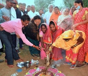 मंत्री अनिला भेंडिया ने ग्राम सुवरबोड़ और भैंसबोड़ में विभिन्न कार्यों का किया लोकार्पण- भूमिपूजन