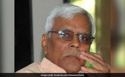 शिवानंद तिवारी बोले, 'मर्डर मामले में RJD नेता तेजस्&zwj;वी यादव पर लगे आरोप निराधार, CBI जांच हो'