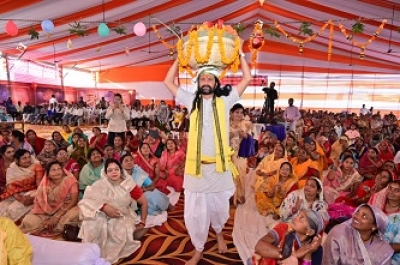 श्रीमद् भागवत कथा में श्रीकृष्ण जन्म पर झूम उठे श्रद्धालू,नंद के आनंद भयो जय कन्हैया लाल की के जयघोष से गूंज उठा पांडाल