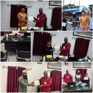 लॉकडाउन मे जरुरतमंदो की सेवा कर रहे आप के सेवा के सदस्यो को संसदीय सचिव रेखचंद जैन ने किया सम्मानित