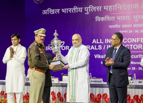 “रायपुर में 60वीं DGP/IGP कॉन्फ्रेंस का अमित शाह ने किया उद्घाटन—नक्सलवाद, राष्ट्रीय सुरक्षा और आधुनिक पुलिसिंग पर केंद्रित रहे महत्वपूर्ण संदेश”
