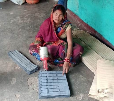 महिला समूह बैग का व्यवसाय कर हो रहें है आत्मनिर्भर   प्रतिमाह 18 से 20 हजार रुपये की आमदनी