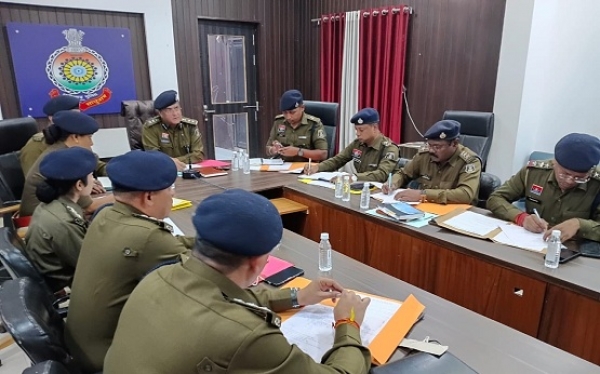 वर्षांत से पहले दुर्ग पुलिस अलर्ट मोड में – एसएसपी विजय अग्रवाल ने अपराध नियंत्रण रणनीति की समीक्षा