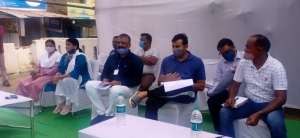 गोलबाजार को ऐतिहासिक स्वरुप के साथ किया जाएगा व्यवस्थित , संसदीय सचिव, महापौर और कलेक्टर ने व्यापारियों से की चर्चा