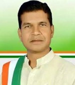  प्रदेश कांग्रेस अध्यक्ष मोहन मरकाम 