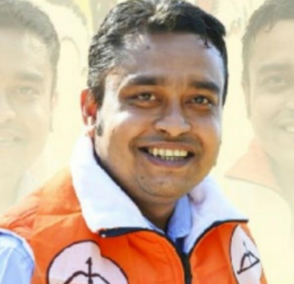 जिलाध्यक्ष डॉ. अरूण पाण्डेय की सक्रियता का दिख रहा है असर, जारी है शिवसेना का विस्तार