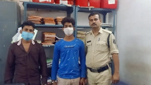 डॉन बनने की चाहत में चाकूबाजी, शराब के नशे में युवक को किया जख्मी, दो भाई गिरफ्तार