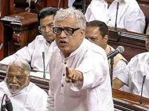 तृणमूल सांसद डेरेक ओ'ब्रायन को शेष सत्र के लिए राज्यसभा से किया गया सस्पेंड