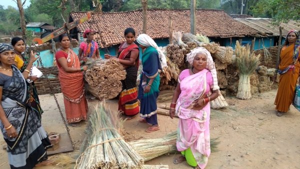 अबूझमाड़ के झाड़ू से दिल्ली होगी साफ़