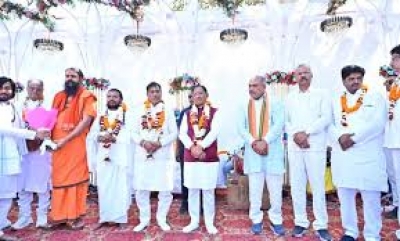 मुख्यमंत्री ने "विशाल सतनाम सद्भाव पदयात्रा" का किया शुभारंभ : गुरु घासीदास के अनुयायियों का दल पावन गिरौदपुरी धाम के लिए हुआ रवाना