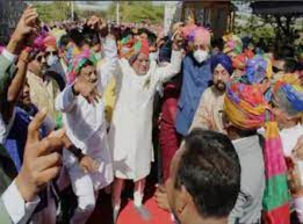 बेटे की शादी में सिंहदेव संग नाचे CM भूपेश