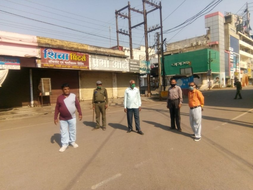 लाॅकडाउन में व्यवस्था बनाए रखने भिलाई निगम की टीम मुस्तैद, निगम आयुक्त ऋतुराज रघुवंशी ने अधिकारियों को दी जिम्मेदारी