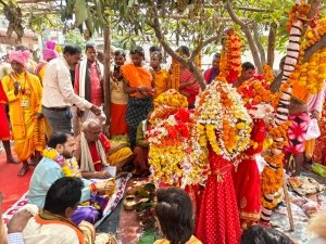 कुटुंब जात्रा&#039; रस्म के साथ हुई देवी-देवताओं का ससम्मान विदाई