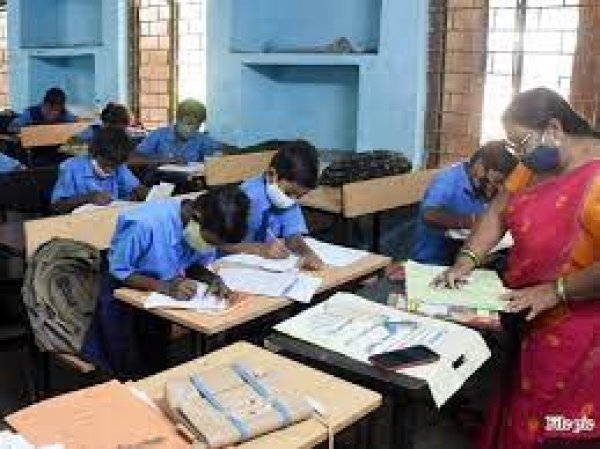 छत्तीसगढ़ के प्राथमिक स्कूलों में होगा भाषाई सर्वे सर्वे के आधार पर तैयार होगी बच्चों को पढ़ाने की योजना