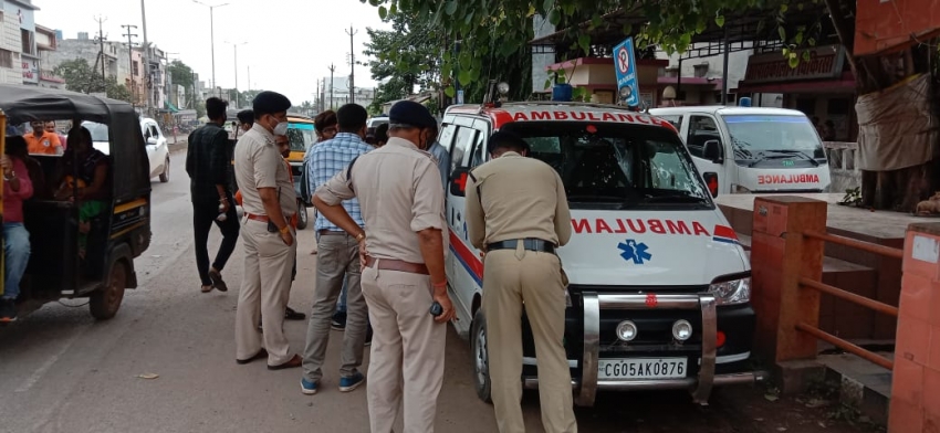 शासकीय एवं निजी एम्बुलेंस वाहनों का मानक ASI 125 का अनुपालन के संबंध में की गई चेकिंग