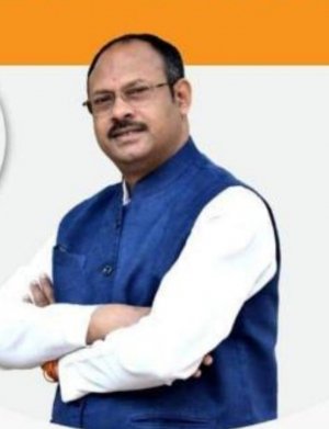 कांग्रेस के अंतिम बजट में गरीबों और गांव की उपेक्षा, बेरोजगारों के साथ ठगी : जितेन्द्र वर्मा