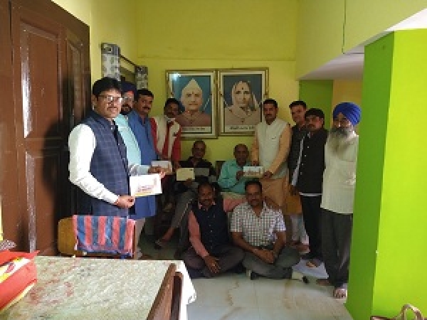 राम मंदिर निर्माण के लिए जुटाए 1.25 लाख, पूर्वजों को दी श्रद्धांजलि