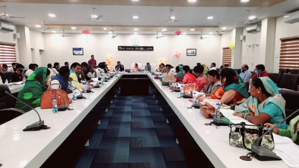 महात्मा गांधी नरेगा में मजदूरी मूलक कार्यों को लिया जाए अधिक से अधिक