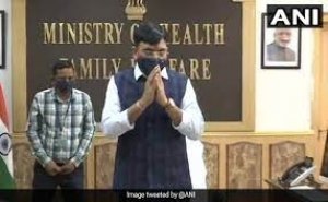 दफ्तर पहुंच किसी ने पहले की पूजा, तो किसी ने जेपी नड्डा का लिया आशीर्वाद, नए मंत्रियों ने यूं संभाला कामकाज