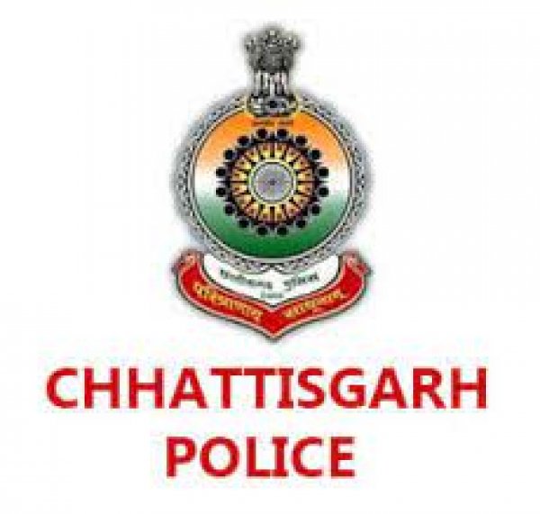 पुलिस प्रशासन की क्या गलती है जो उन पर उठाया गया हाथ...