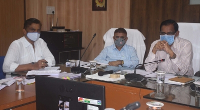 कोरोना का खतरा टला नहीं है, सजग एवं सावधान रहें : कलेक्टर