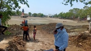 शक्ति नगर तालाब से खाली किया प्रदूषित पानी - दुर्ग निगम