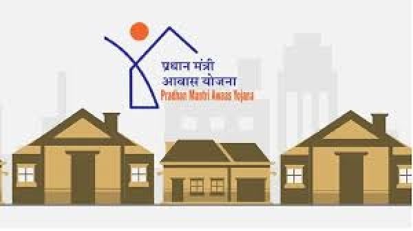 पीएम आवास में उदासीनता एवं लापरवाही बरतने पर 11 ग्राम पंचायत सचिवों को मीटिंग में ही कारण बताओ नोटिस जारी